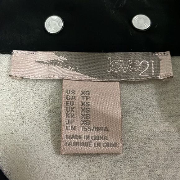 LOVE 21 Baby doll top - Picture 2 of 4